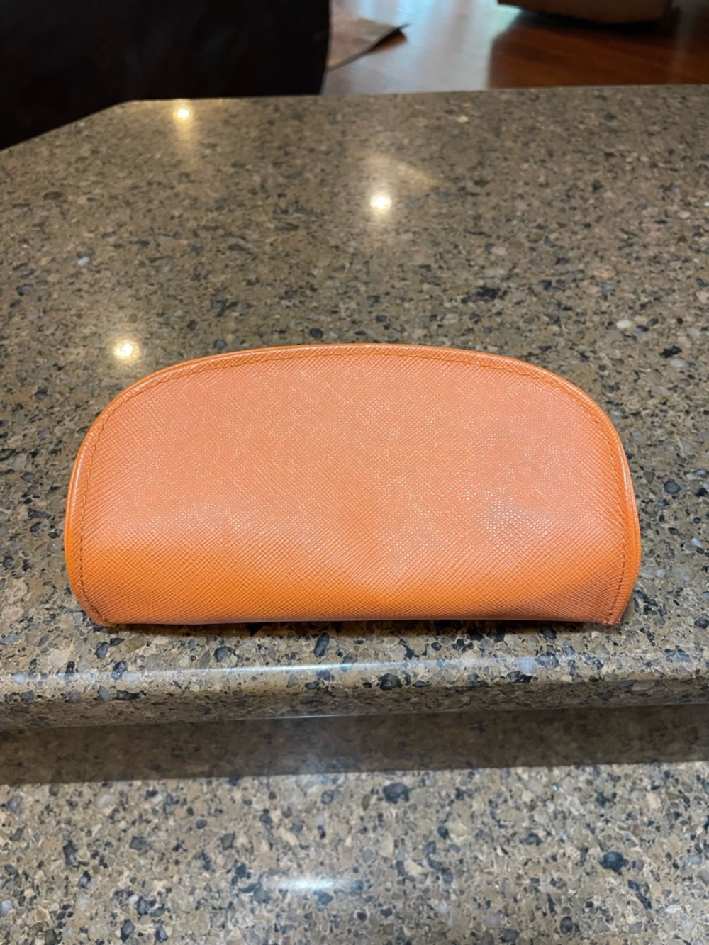 Tory Burch Burnt Orange Sunglasses Case with Logo Excellent Condition Used Once - Picture 4 of 8